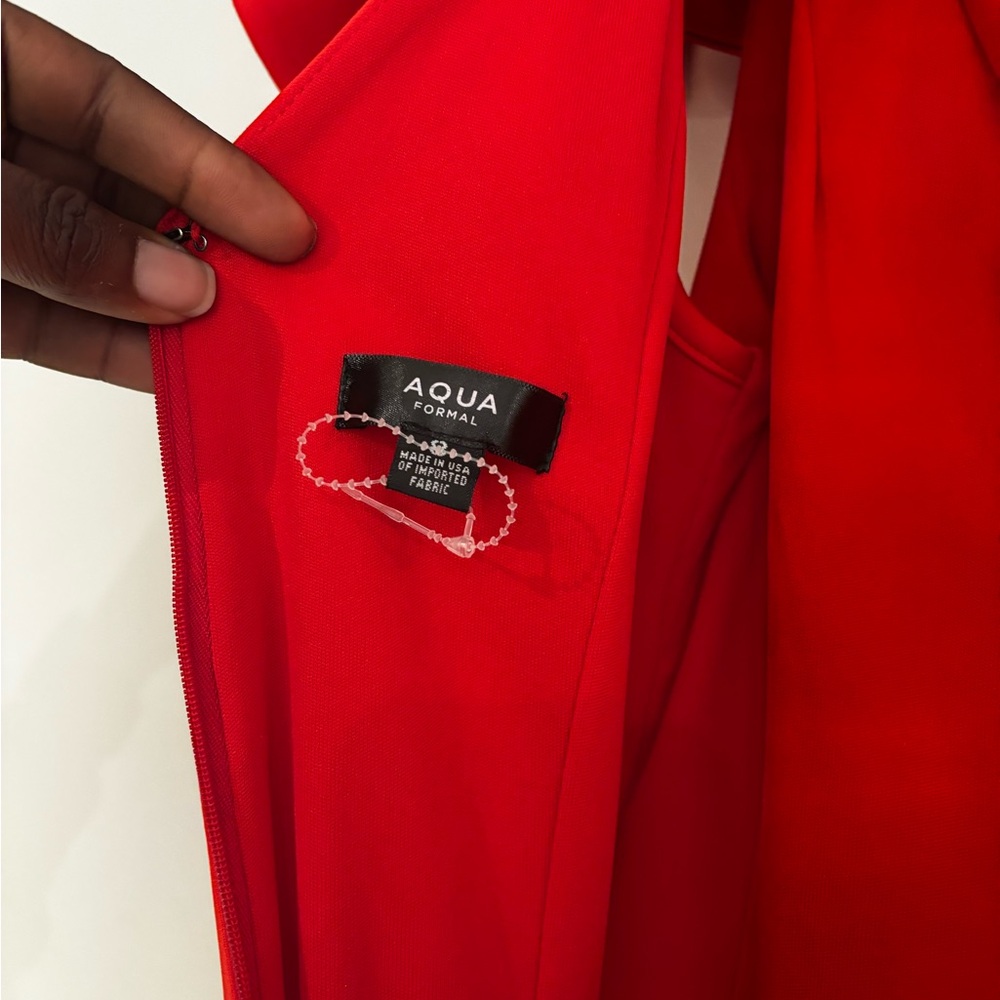 AQUA Red One-Shoulder Scuba Gown | Size 8 | Ruffle Shoulder Formal Dress - Picture 12 of 12